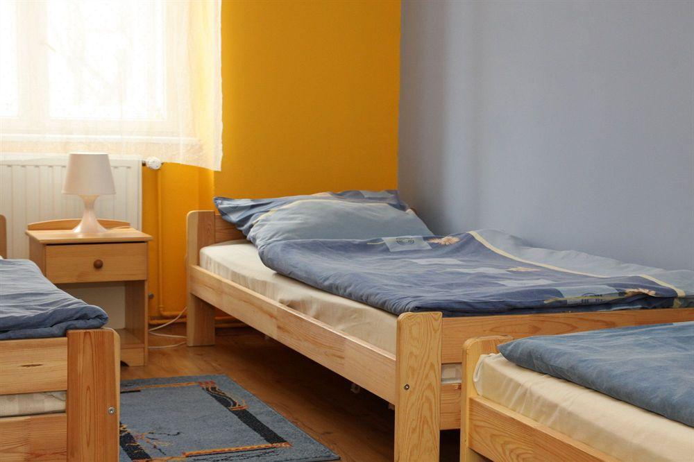 Old Town Luxe Retreat - King Bed - Steps To Main Square Apartment คราคูฟ ภายนอก รูปภาพ